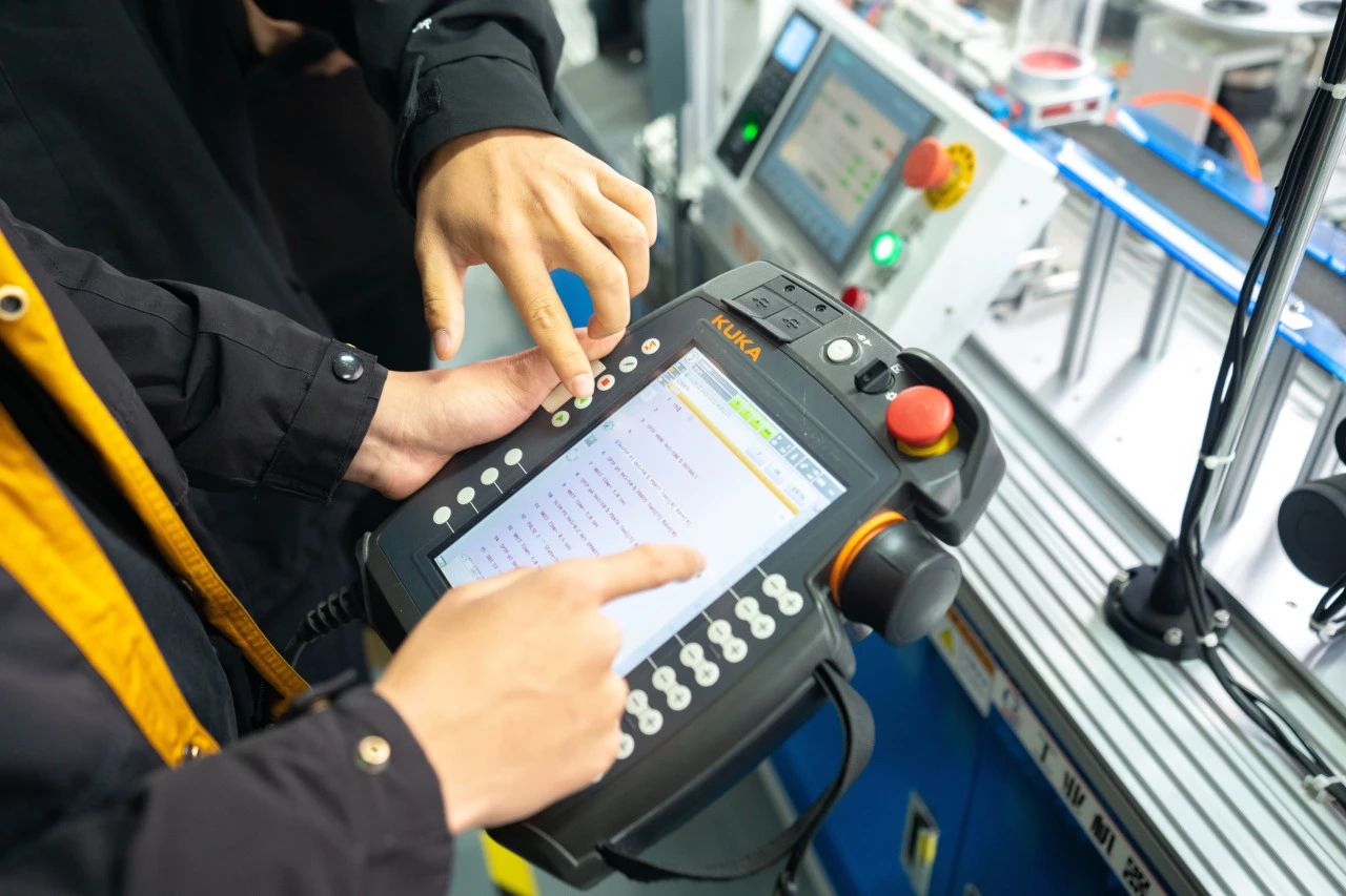 优派推出VX27G26-2K-3显示器：27 QHD 360Hz 400nits Fast IPS