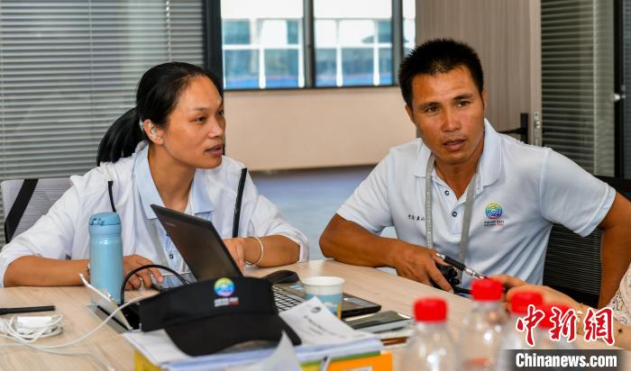 帆船夫妻携手筹备亚运帆船赛事 推动运动走进千