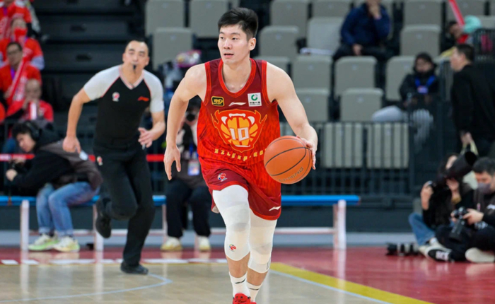 白昊天伤停超百日难复出 深圳男篮盼其回归赛场