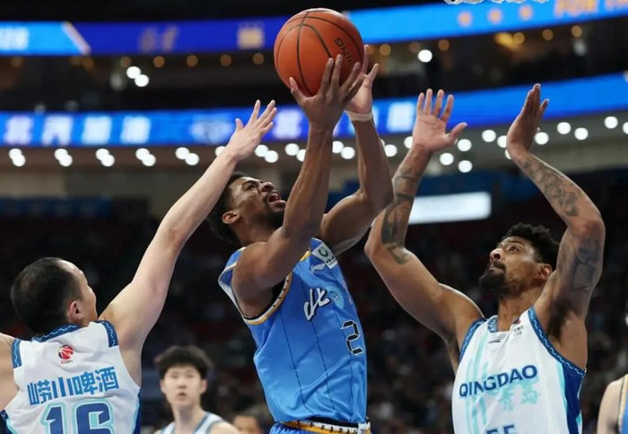 北京队大胜山东队李楠复出助阵引援威廉姆斯或